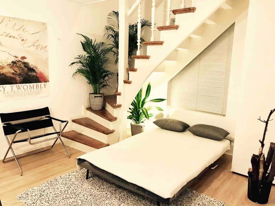 Ground Floor In Villa In Charlottenburg Garden View 베를린 외부 사진